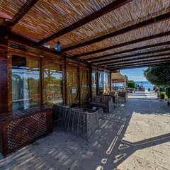 Sahne 77