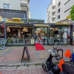 The Brothers House Restaurant 360 derece sanal tur