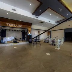 Scene 4
