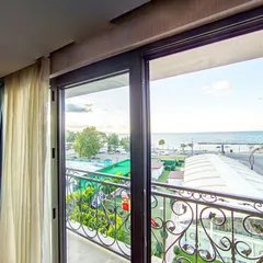 Sahne 9