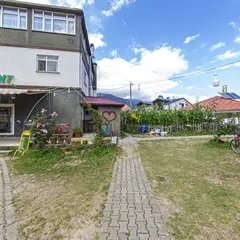 Scene 3